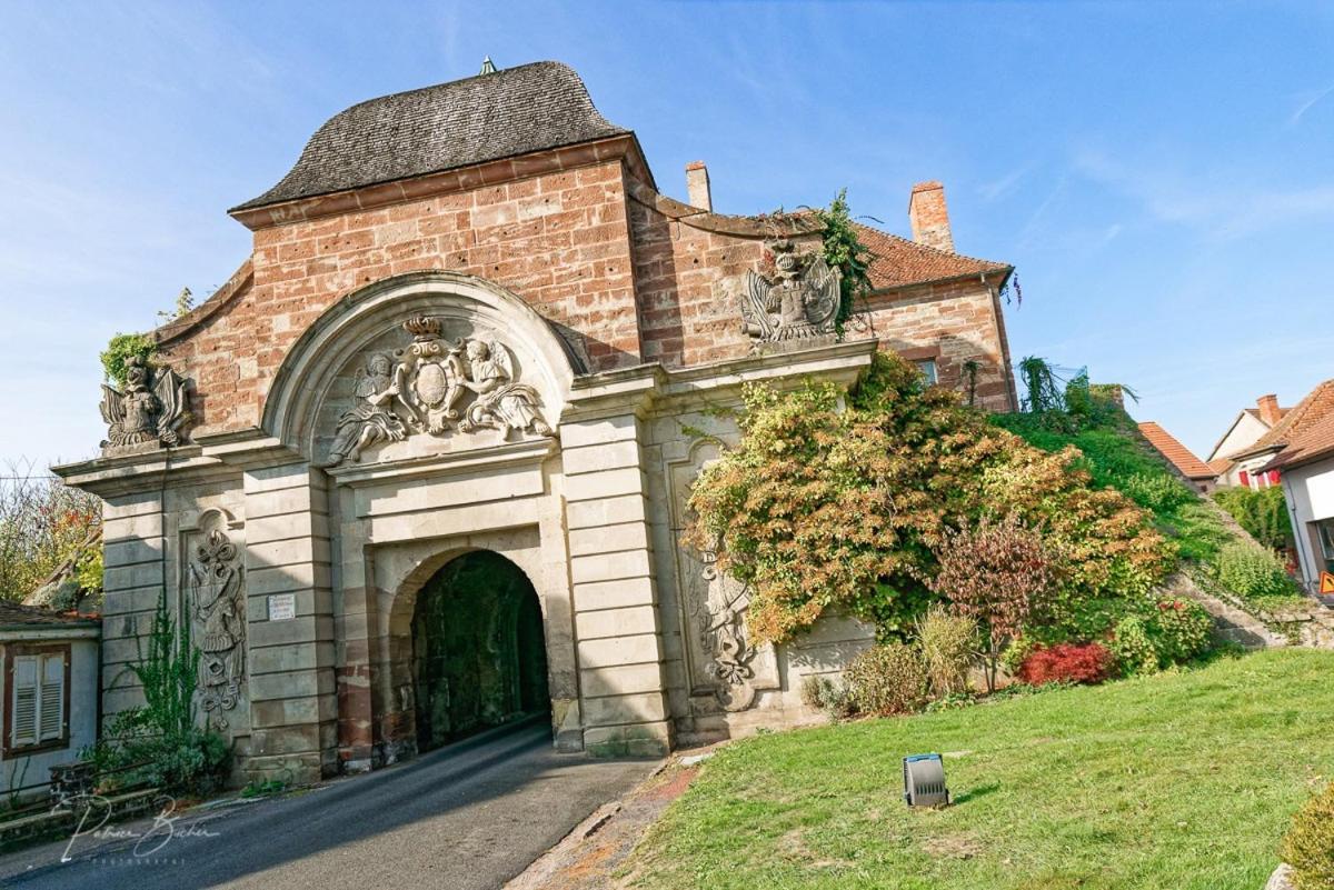 Logis Hotel Notre-Dame - Restaurant Ouvert Midi Et Soir Sauf Dimanche Soir Danne-et-Quatre-Vents Экстерьер фото