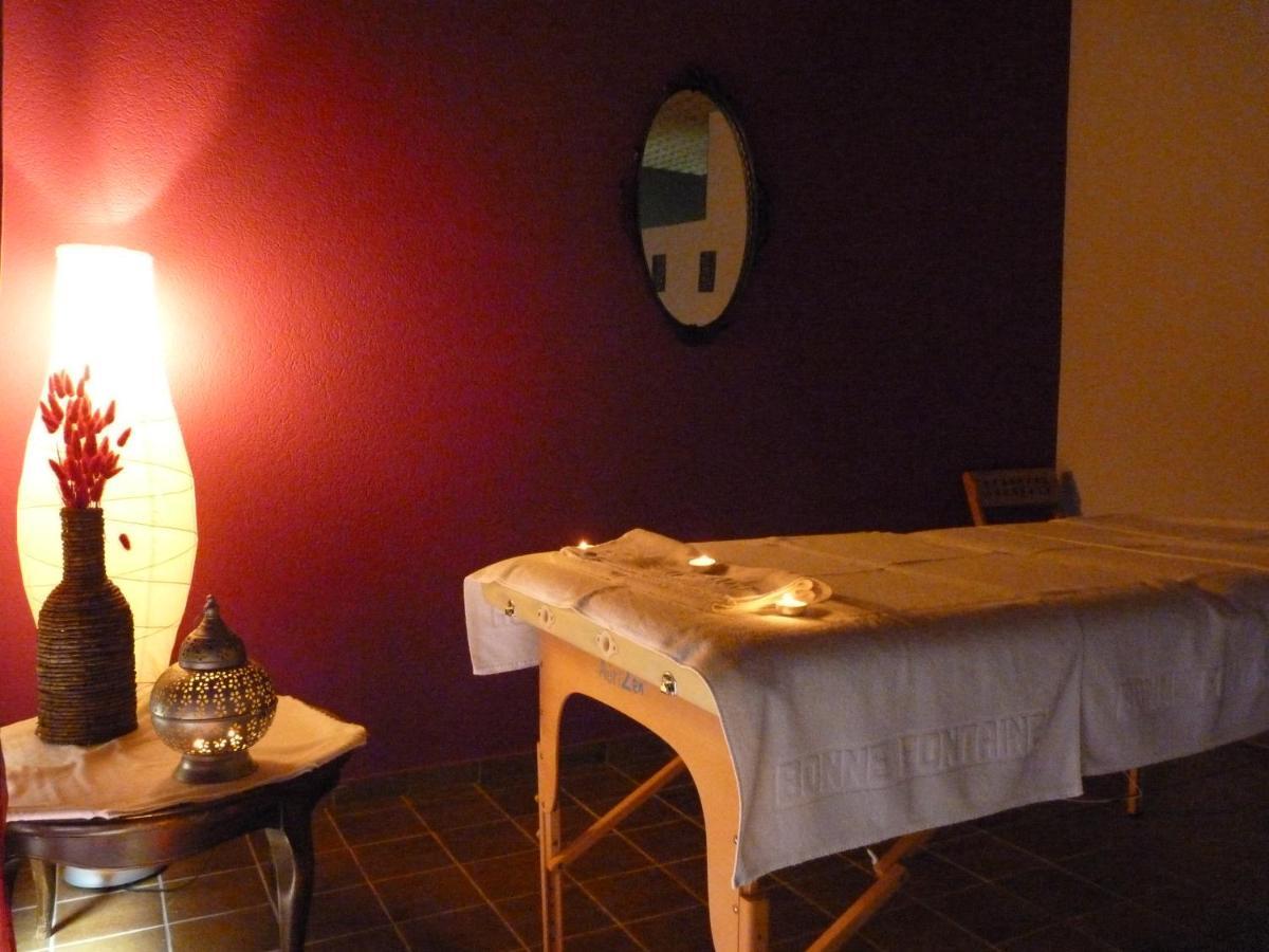 Logis Hotel Notre-Dame - Restaurant Ouvert Midi Et Soir Sauf Dimanche Soir Danne-et-Quatre-Vents Экстерьер фото