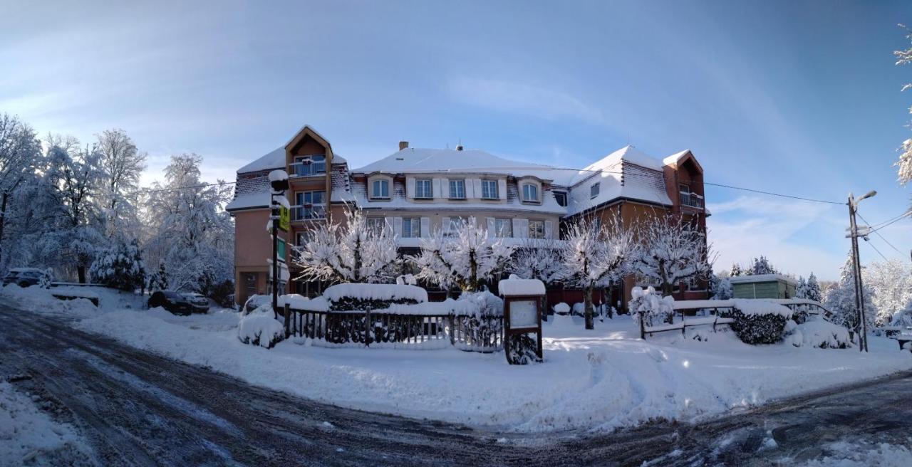 Logis Hotel Notre-Dame - Restaurant Ouvert Midi Et Soir Sauf Dimanche Soir Danne-et-Quatre-Vents Экстерьер фото