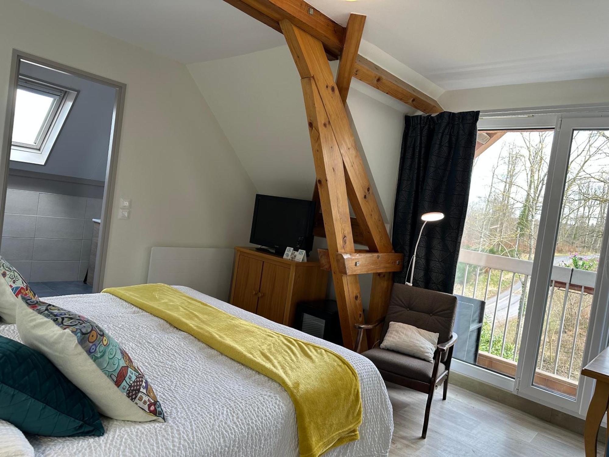 Logis Hotel Notre-Dame - Restaurant Ouvert Midi Et Soir Sauf Dimanche Soir Danne-et-Quatre-Vents Экстерьер фото