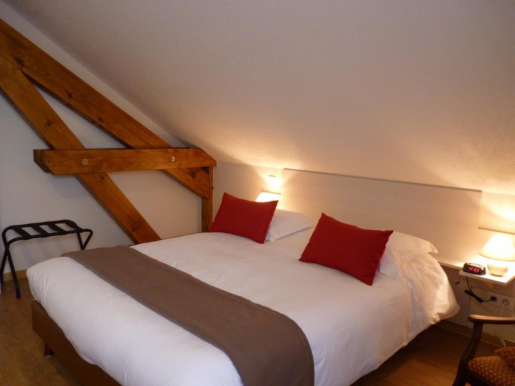 Logis Hotel Notre-Dame - Restaurant Ouvert Midi Et Soir Sauf Dimanche Soir Danne-et-Quatre-Vents Экстерьер фото