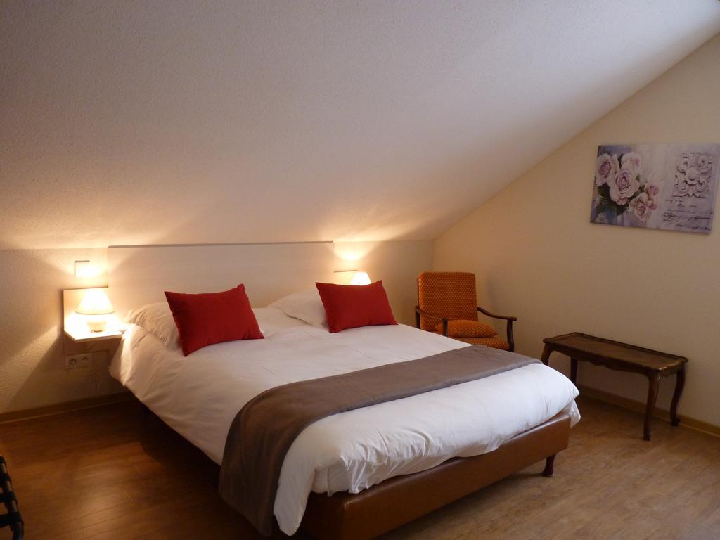 Logis Hotel Notre-Dame - Restaurant Ouvert Midi Et Soir Sauf Dimanche Soir Danne-et-Quatre-Vents Экстерьер фото